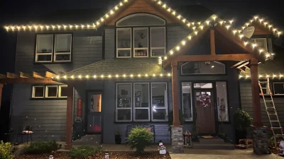 Christmas Light Installation and Removal in Kelso